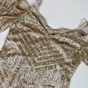 Vince Camuto Gold Sequin Cold Shoulder Mini Dress Womens 6 Art Deco Chevron Glam